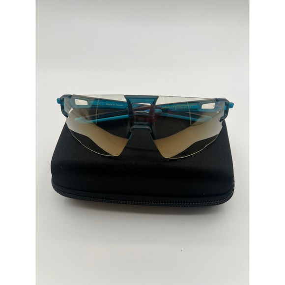 Julbo Aerospeed Sunglasses J502 32 12 Zebra Light w/ Lens Case - Picture 1 of 4